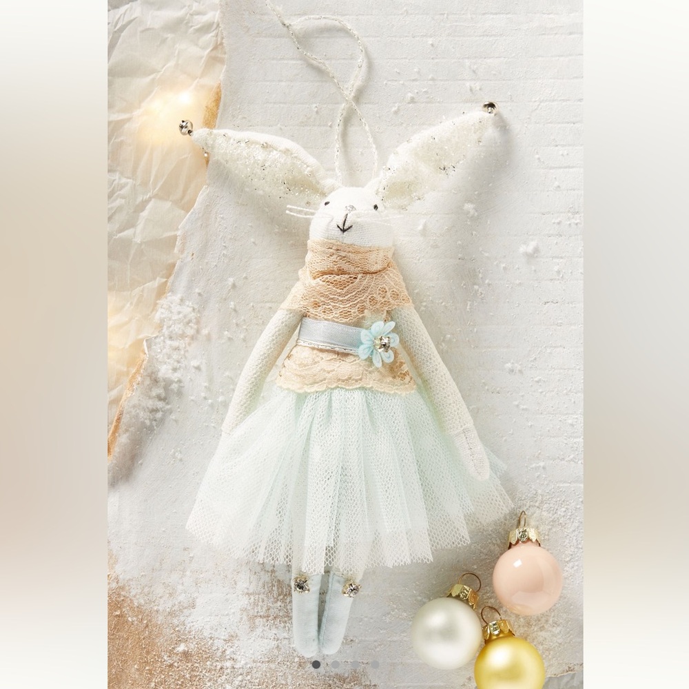 NWT Alice Mary Lynch For Anthropologie Bunny Ballet Dancer Christmas Ornament